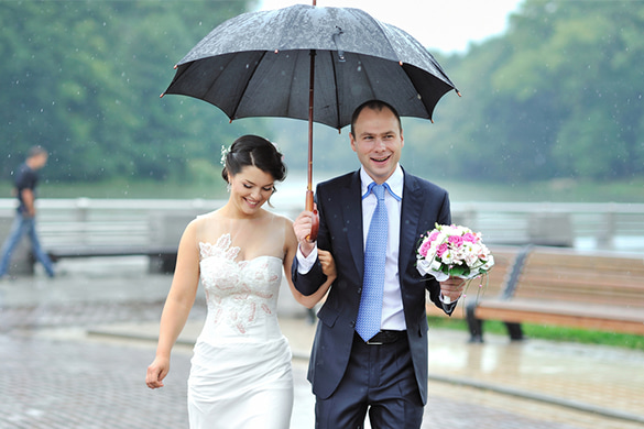 a couple during their wedding in seattle washington